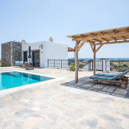 Clara Villa