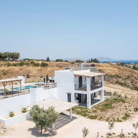 Clara Геннади