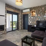 فيلة Clara *